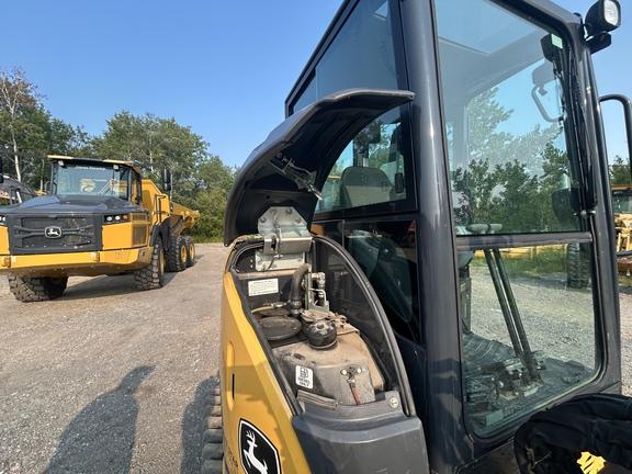 DORF - 35 P TIER EXCAVATOR GEN A - Cab w/ AC; Long Arm; Rubber Tracks; Blade