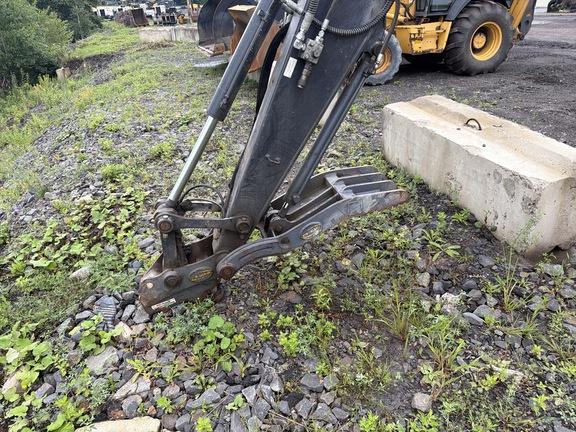 85 P TIER EXCAVATOR GEN A - Cab w/ AC; 450 mm (18 in.) Pads; w/ Bucket; Angle Blade