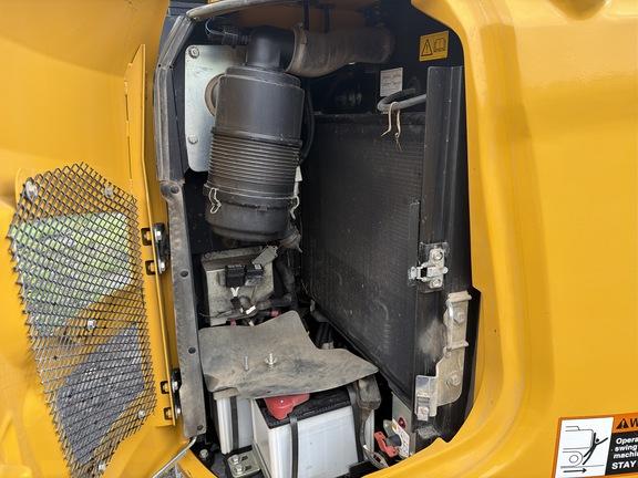 85 P TIER EXCAVATOR GEN A - Cab w/ AC; 450 mm (18 in.) Pads; w/ Bucket; Angle Blade