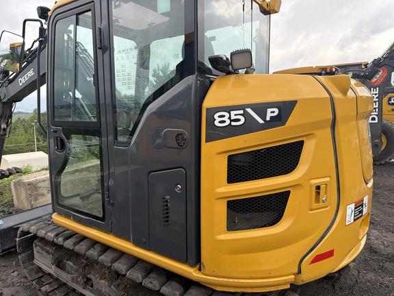 85 P TIER EXCAVATOR GEN A - Cab w/ AC; 450 mm (18 in.) Pads; w/ Bucket; Angle Blade