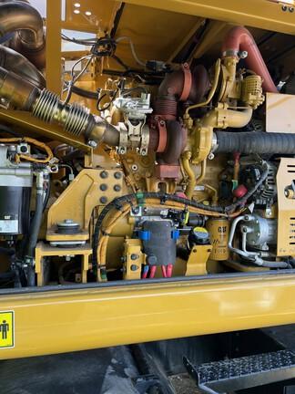 2022 CAT M318 - Cab w/ AC; w/ Bucket; w/ Blade