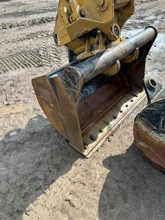 2022 CAT M318 - Cab w/ AC; w/ Bucket; w/ Blade