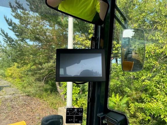 324 P FOUR WHL DRIVE LOADER - Cab w/ AC; General Purpose Bkt; 400/70R20 Tires