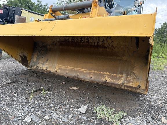 324 P FOUR WHL DRIVE LOADER - Cab w/ AC; General Purpose Bkt; 400/70R20 Tires