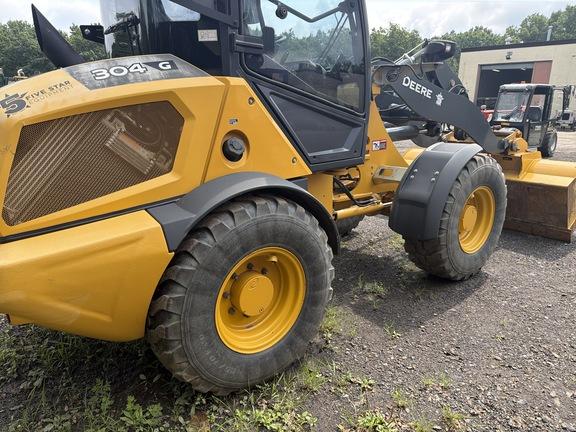 324 P FOUR WHL DRIVE LOADER - Cab w/ AC; General Purpose Bkt; 400/70R20 Tires