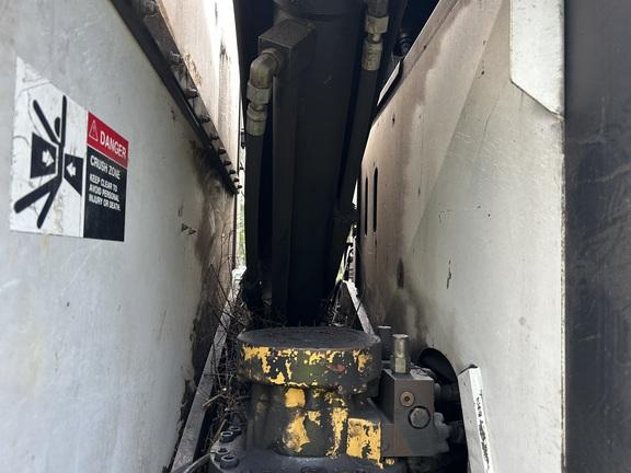 1999 TIMBCO TF820C FORWARDER - Rotating Cab w/ AC; 8x8; Chains