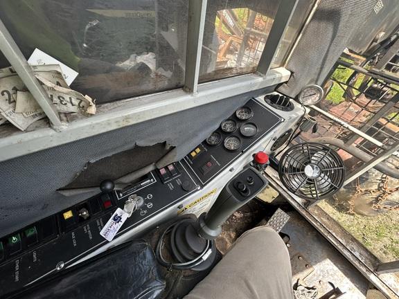 1999 TIMBCO TF820C FORWARDER - Rotating Cab w/ AC; 8x8; Chains