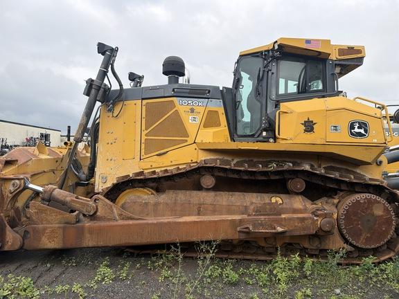 1050K PRODUCTION CRAWLER - Cab w/ AC; 24" Pads; Semi-U Blade, 3.96 m (156 in.) Blade; Ripper