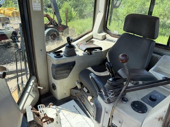 2006 JOHN DEERE 950J - Cab w/ AC; Standard Track; 600 mm (24 in.) Pads; Semi-U Blade, 3.69 m (145 in.) Blade
