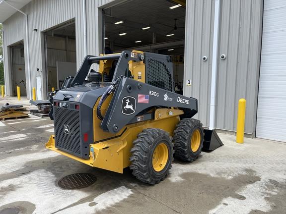 2023 John Deere 330G SKID STEER LOADER BASE - Cab w/ AC, ISO Pattern, Joystick Controls, Air Ride Seat; 2 Speed; 14x17.5 Tires; General Purpose Bkt; Options: Camera, Self-Leveling, Ride Control, 2 Speed, Hi-Flo