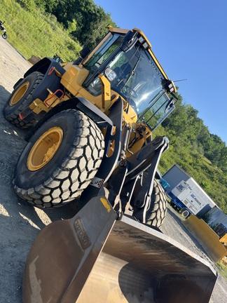 2024 VOLVO L60H - Cab w/ AC, Fingertip Controls; General Purpose Bkt; Options: Rear Camera, Ride Control