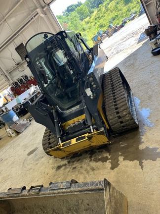 325G COMPACT TRACK LDR BASE - Cab w/ AC, ISO Pattern, Joystick Controls, Air Ride Seat; Zig-Zag Pattern, Wide Rubber Tracks; General Purpose Bkt; Options: Self-Leveling, Ride Control, 2 Speed, Hi-Flo