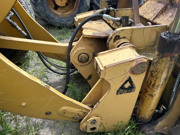 2018 CAT 938M - Cab w/ AC, Joystick Controls; Forks, Quick Coupler; 20.5 Tires; General Purpose Bkt