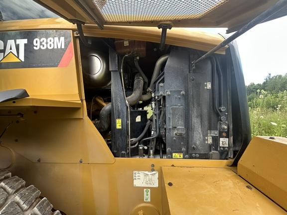 2018 CAT 938M - Cab w/ AC, Joystick Controls; Forks, Quick Coupler; 20.5 Tires; General Purpose Bkt
