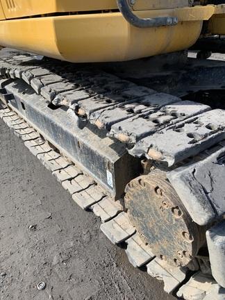 135G FT4 EXCAVATOR - Cab w/ AC; 20" Pads; Coupler