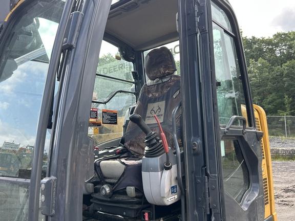 135G FT4 EXCAVATOR - Cab w/ AC; 20" Pads; Coupler