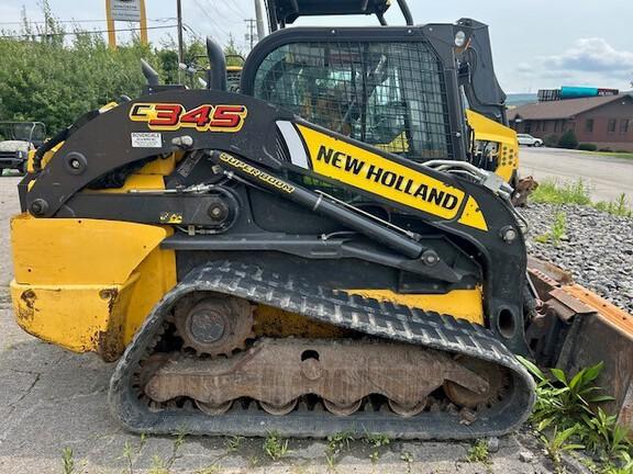 2021 NEW HOLLAND C345 - Cab w/ AC; Rubber Tracks; General Purpose Bkt