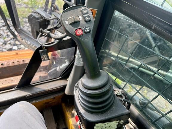 2021 NEW HOLLAND C345 - Cab w/ AC; Rubber Tracks; General Purpose Bkt