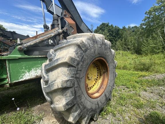 848L GRAPPLE SKIDDER - Cab w/ AC, Lever Steer; Dual Funct Grapple; Stacking Blade; 35.5 Tires