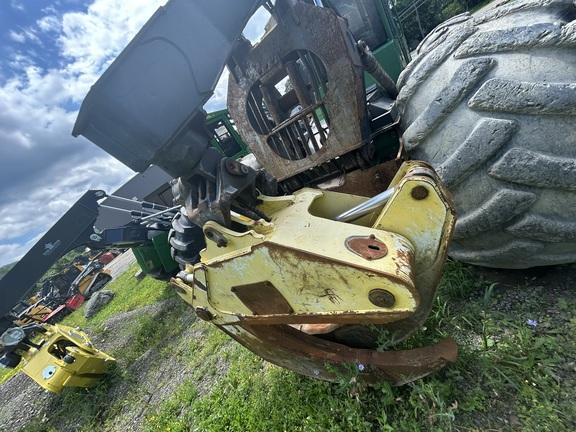 848L GRAPPLE SKIDDER - Cab w/ AC, Lever Steer; Dual Funct Grapple; Stacking Blade; 35.5 Tires