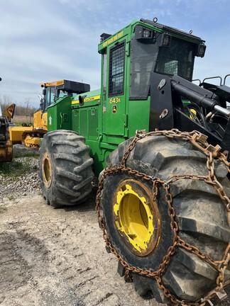 643K WHEELED FELLER BUNCHER - Cab w/ AC; Heavy Duty Axles; 28L Tires; Saw - Continuous