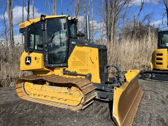 2023 John Deere 450 P-TIER CRAWLER DOZER -Cab w/ AC; Low Ground Pressure; 2D Slope Control w/ EZ grade; 24" Pads; Power-Angle-Tilt, 2.92 m (115 in.) Blade