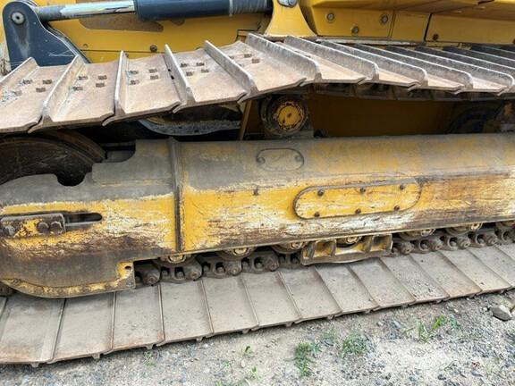 750L CRAWLER DOZER - Cab w/ AC; Low Ground Pressure; 34" Pads; Power-Angle-Tilt, 3.96 m (156 in.) Blade