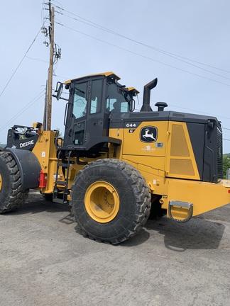 644 G TIER WHEEL LOADER - Cab w/ AC; 23.5 Tires; General Purpose Bkt; Options: Rear Camera