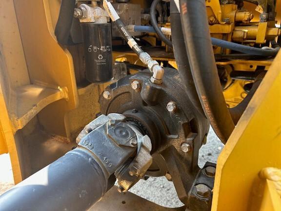 644 G TIER WHEEL LOADER - Cab w/ AC; 23.5 Tires; General Purpose Bkt; Options: Rear Camera