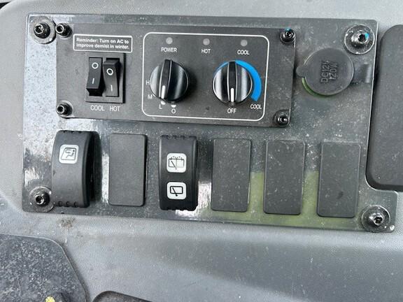 644 G TIER WHEEL LOADER - Cab w/ AC; 23.5 Tires; General Purpose Bkt; Options: Rear Camera