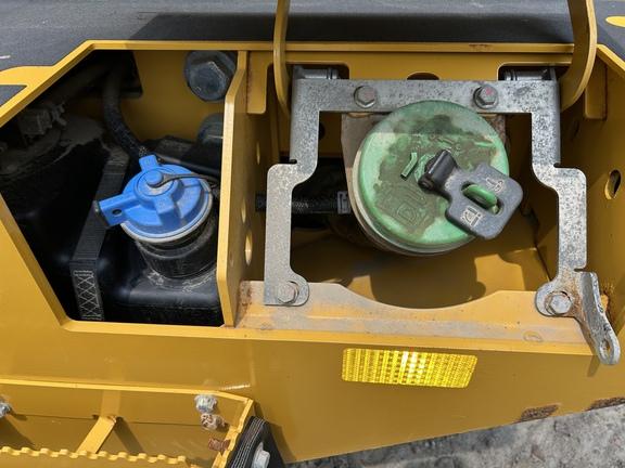 544 P-TIER 4WD LOADER - Cab w/ AC, EH Joystick Controls; 20.5 Tires, Radials; General Purpose Bkt; Options: Rear Camera