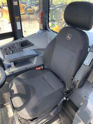 644 G TIER WHEEL LOADER - Cab w/ AC; 23.5 Tires, Radials; General Purpose Bkt; Options: Rear Camera