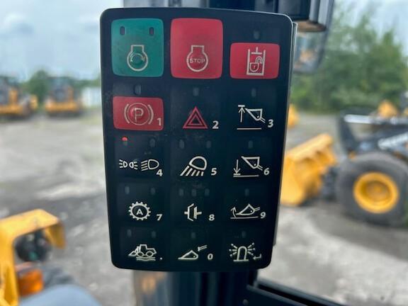 644 G TIER WHEEL LOADER - Cab w/ AC; 23.5 Tires, Radials; General Purpose Bkt; Options: Rear Camera