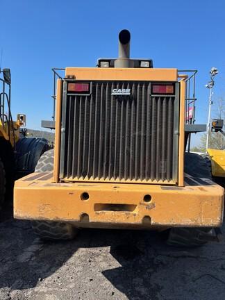 2003 CASE 921C - Cab w/ AC; General Purpose Bkt