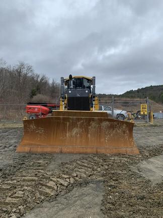 850 P  CONSTRUCTION CRAWLER - Cab w/ AC; Low Ground Pressure; 36" Pads; Power-Angle-Tilt, 4.27 m (168 in.) Blade; Rock Guards