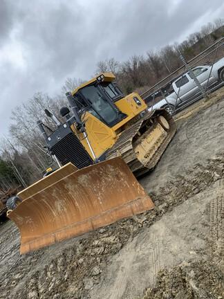 850 P  CONSTRUCTION CRAWLER - Cab w/ AC; Low Ground Pressure; 36" Pads; Power-Angle-Tilt, 4.27 m (168 in.) Blade; Rock Guards
