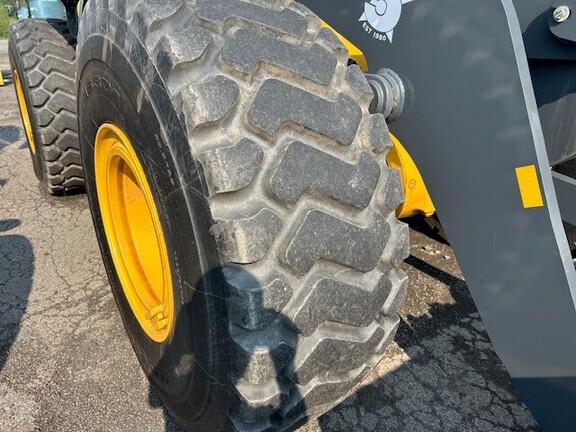 644 G TIER WHEEL LOADER - Cab w/ AC, Joystick Controls; 23.5 Tires; General Purpose Bkt; Options: Rear Camera