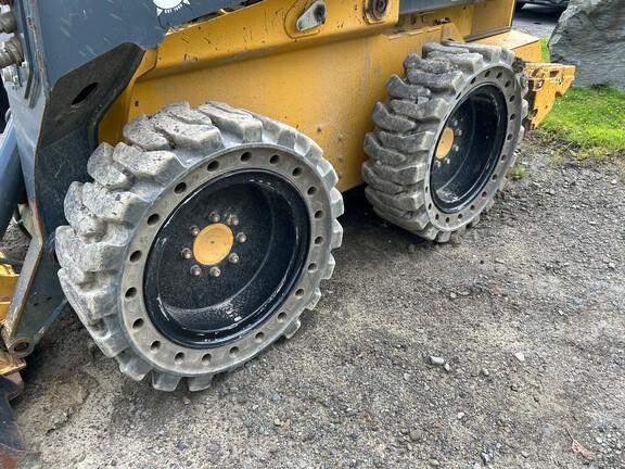 332G SKID STEER LOADER BASE - Cab w/ AC, ISO Pattern, EH Joystick Controls, Hi-Flo; Ride Control; Self-Leveling; Beefy Baby Tires; General Purpose Bkt