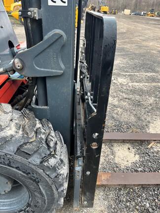 4X4; 22' See Thru Mast, 7,000 # Capacity; Telescopic; Side Shift