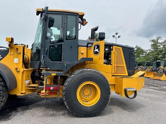 544 G-TIER WHEEL LOADER - Cab w/ AC, EH Joystick Controls; 20.5 Tires, Radials; General Purpose Bkt; Options: Rear Camera, Ride Control