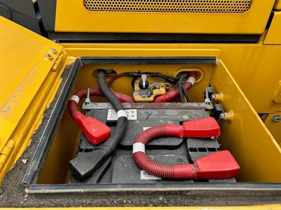 544 G-TIER WHEEL LOADER - Cab w/ AC, EH Joystick Controls; 20.5 Tires, Radials; General Purpose Bkt; Options: Rear Camera, Ride Control