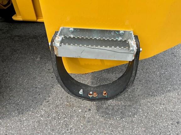 544 G-TIER WHEEL LOADER - Cab w/ AC, EH Joystick Controls; 20.5 Tires, Radials; General Purpose Bkt; Options: Rear Camera, Ride Control