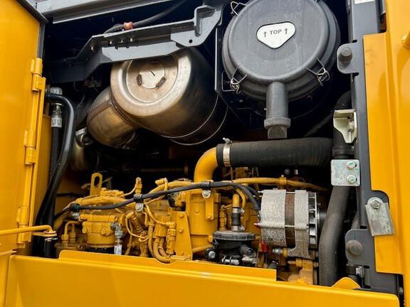 544 G-TIER WHEEL LOADER - Cab w/ AC, EH Joystick Controls; 20.5 Tires, Radials; General Purpose Bkt; Options: Rear Camera, Ride Control