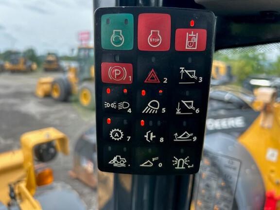 544 G-TIER WHEEL LOADER - Cab w/ AC, EH Joystick Controls; 20.5 Tires, Radials; General Purpose Bkt; Options: Rear Camera, Ride Control