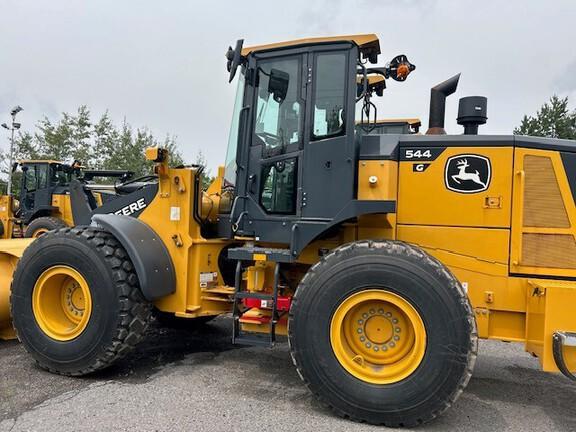 544 G-TIER WHEEL LOADER - Cab w/ AC, EH Joystick Controls; 20.5 Tires, Radials; General Purpose Bkt; Options: Rear Camera, Ride Control
