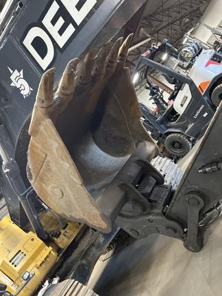 245G FT4 EXCAVATOR - Cab w/ AC; 32" Pads