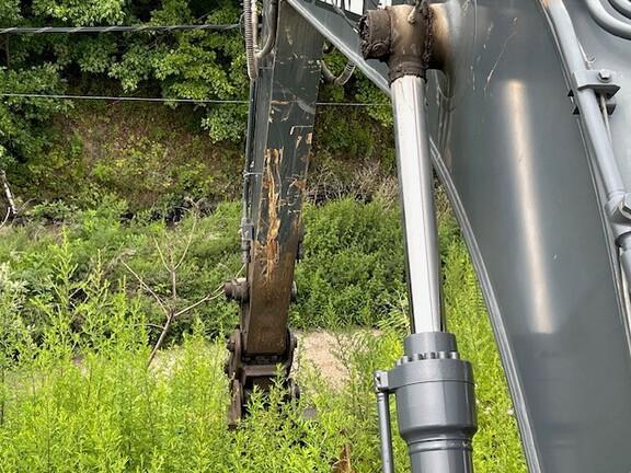 245G FT4 EXCAVATOR - Cab w/ AC; 32" Pads