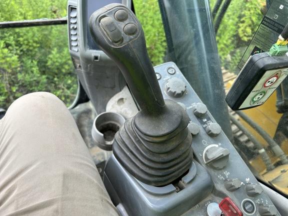 245G FT4 EXCAVATOR - Cab w/ AC; 32" Pads