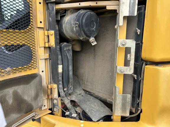 2019 John Deere 85G EXC - Cab w/ AC; Rubber Pads; 18" Pads; Aux Hydraulics, Coupler; 24" Bucket; w/ Blade