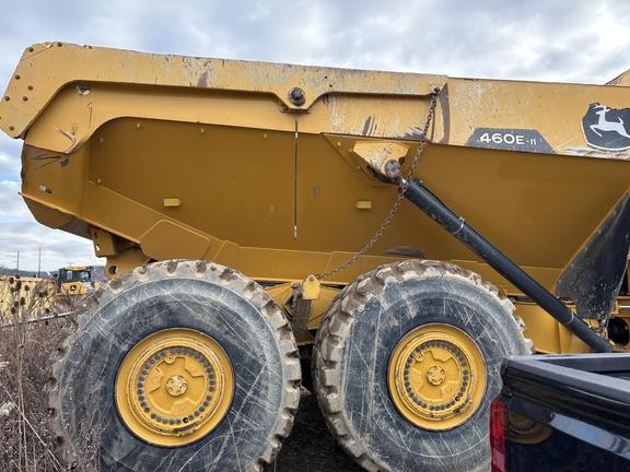 John Deere 460E-II ARTICULATED DUMP TRUCK, Cab w/ AC; 46 Ton; 4X4; Tailgate
